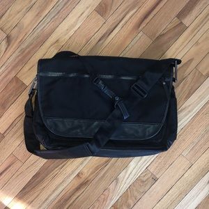 Lululemon Messenger Briefcase Travel Laptop Crossbody Bag